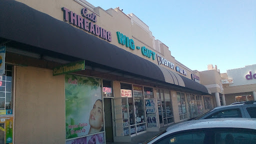 Towne Wigs & Gifts