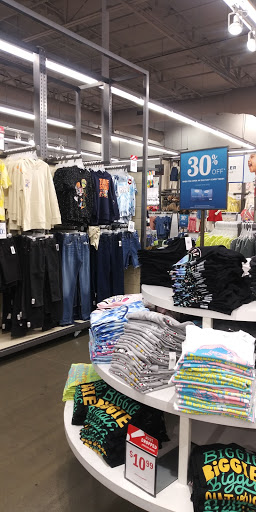 Clothing Store «Old Navy», reviews and photos, 12090 Lakewood Blvd, Downey, CA 90242, USA
