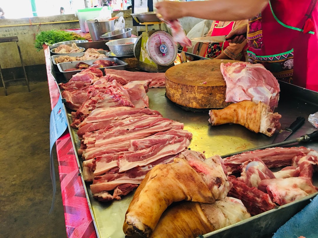 เขียงหมูสายันต์(ตลาดน้ำโท้ง)