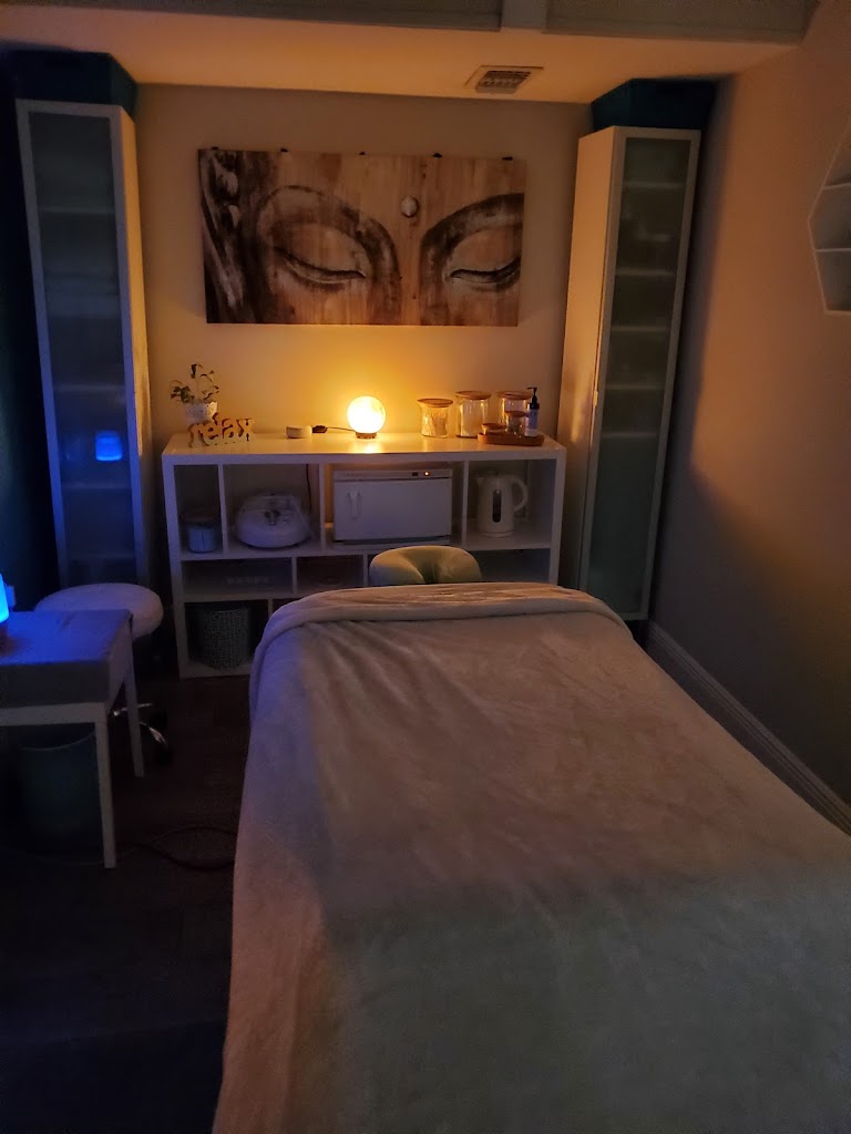 Aqua Aura Spa & Wellness 33324