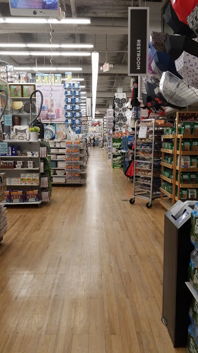 Department Store «Bed Bath & Beyond», reviews and photos, 251 E Main St, Elmsford, NY 10523, USA