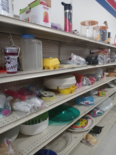 Thrift Store «Super Thrift Store Rescue Mission», reviews and photos, 13422 Saticoy St, North Hollywood, CA 91605, USA