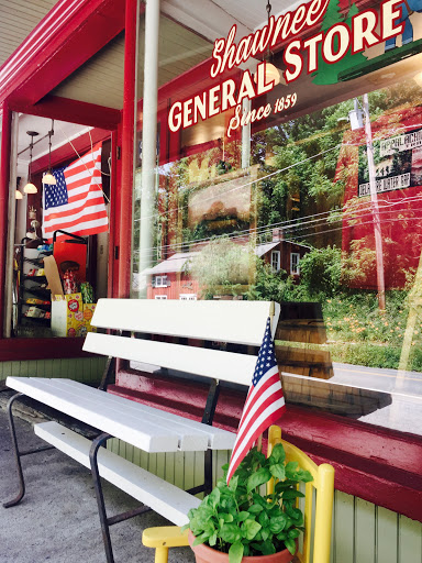 Shawnee General Store, 542 River Rd, Smithfield Township, PA 18356, USA, 