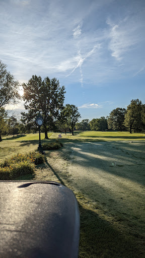 Golf Course «Maple Creek Golf Course», reviews and photos, 10501 E 21st St, Indianapolis, IN 46229, USA