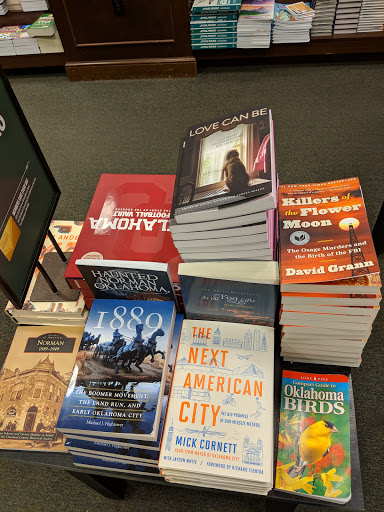 Book Store «Barnes & Noble», reviews and photos, 540 Ed Noble Pkwy, Norman, OK 73072, USA
