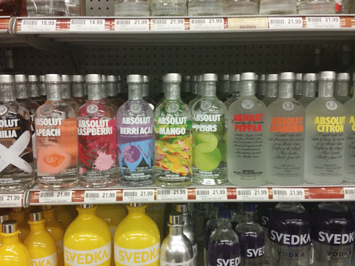 Liquor Store «Pearl Street Beverage», reviews and photos, 240 Pearl St, Burlington, VT 05401, USA