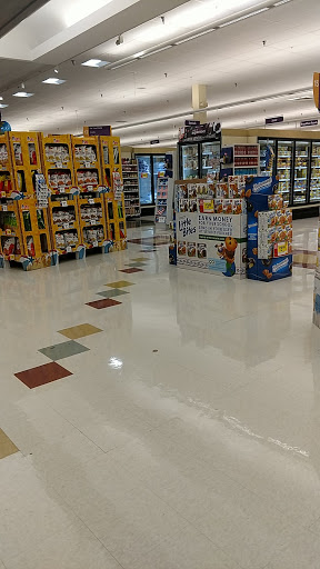 Grocery Store «Giant», reviews and photos, 7575 Linton Hall Rd, Gainesville, VA 20155, USA