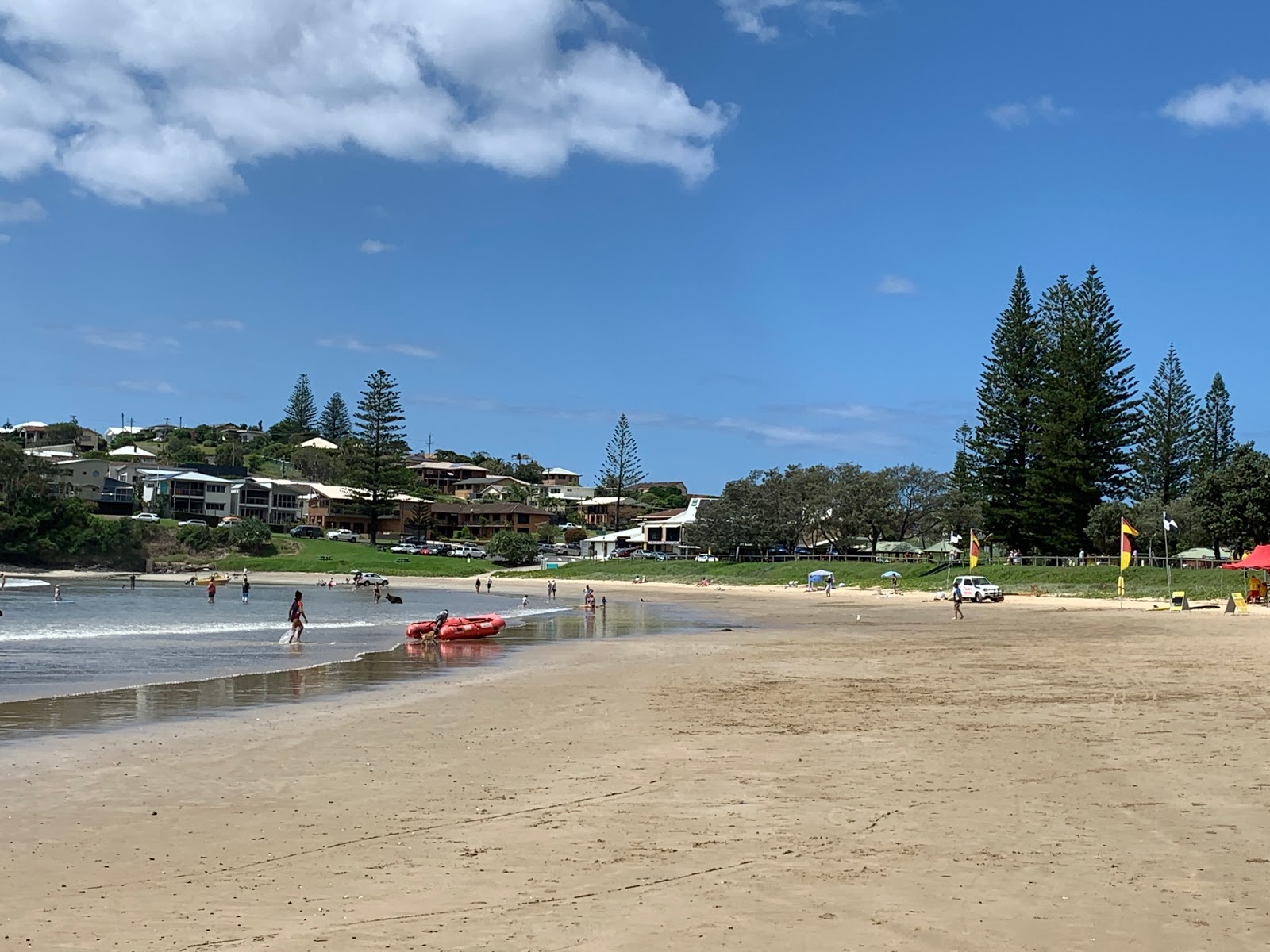 Photo of Woolgoolga Beach with very clean level of cleanliness