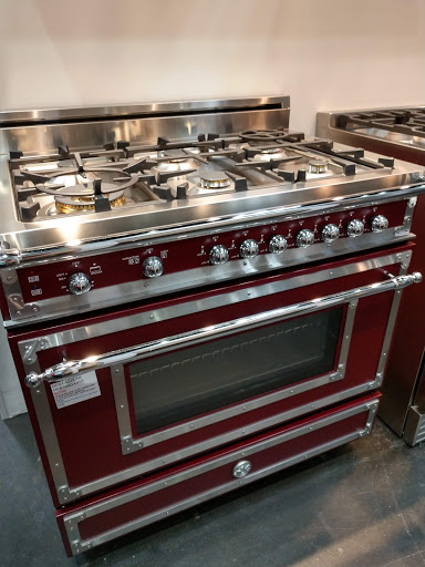 Appliance Store «Capital Distributing Showroom», reviews and photos, 2910 N Stemmons Fwy, Dallas, TX 75247, USA