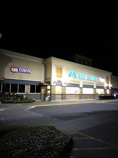 Grocery Store «Albertsons», reviews and photos, 615 Keck Dr, McMinnville, OR 97128, USA