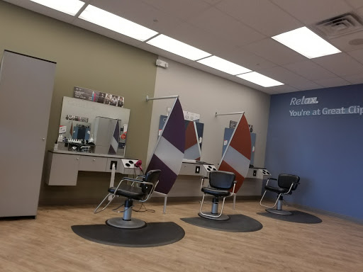 Hair Salon «Great Clips», reviews and photos, 2023 S Neil St, Champaign, IL 61820, USA