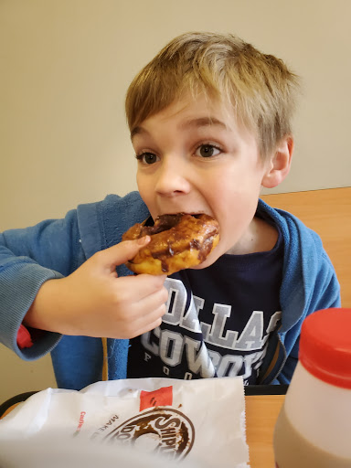 Donut Shop «Shipley Do-Nuts», reviews and photos, 3707 College Park Dr, Conroe, TX 77384, USA