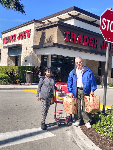 Shopping Mall «Tower Shops», reviews and photos, 1904 S University Dr, Davie, FL 33324, USA