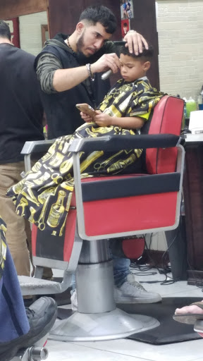 Barber Shop «Signature Barbershop», reviews and photos, 7844 W 159th St, Orland Park, IL 60462, USA