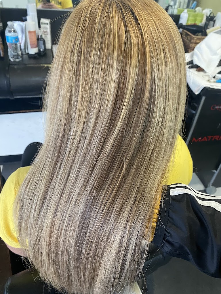 Juliana & Alaisha beauty salon & spa 02909