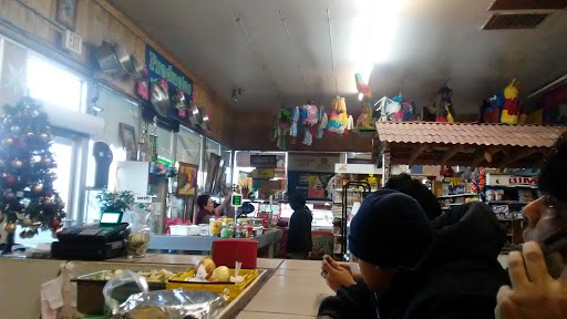 Grocery Store «Azteca De Oro Market», reviews and photos, 499 State St, Clearfield, UT 84015, USA