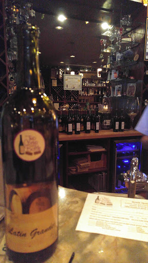 Wine Bar «Two Corks and a Bottle», reviews and photos, 2800 Routh St #140, Dallas, TX 75201, USA