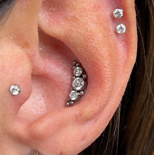 Tattoo Shop «Fight or Flight Tattoo», reviews and photos, 206 Summer St, Fitchburg, MA 01420, USA