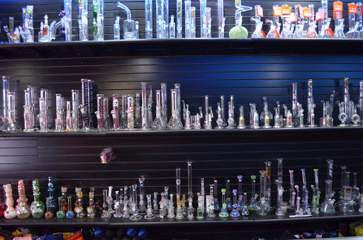 Tobacco Shop «Get-It-On», reviews and photos, 3217 Mission Blvd, San Diego, CA 92109, USA