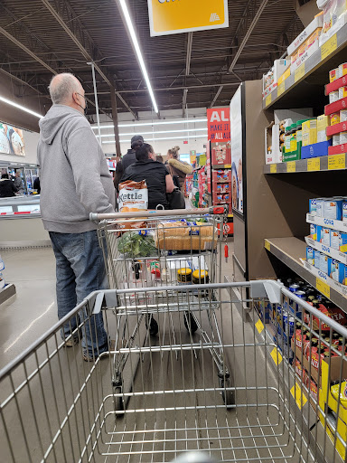 Grocery Store «Aldi», reviews and photos, 367 Sunrise Hwy North Service Rd, Patchogue, NY 11772, USA