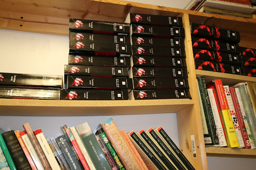 Used Book Store «R & B Used Books», reviews and photos, 12830 Saginaw Rd # F, Grand Blanc, MI 48439, USA