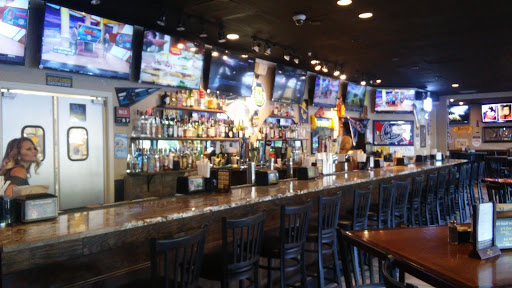 Bar & Grill «River Street Ale House», reviews and photos, 957 Rivers St ...