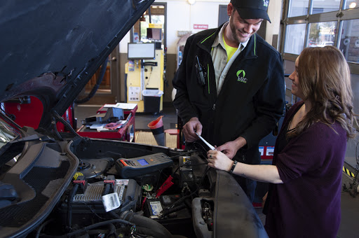 Auto Body Shop «LOF-Xpress Oil Change - Ames», reviews and photos, 520 S Duff Ave, Ames, IA 50010, USA