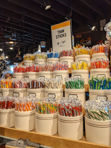 American Restaurant «Cracker Barrel Old Country Store», reviews and photos, 9214 Park W Blvd, Knoxville, TN 37923, USA