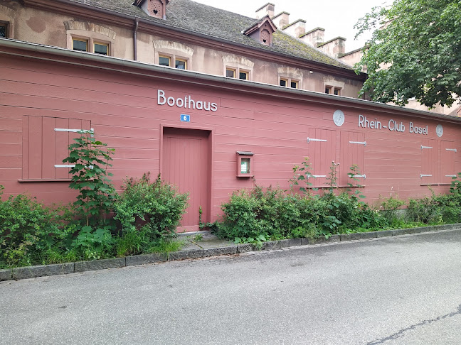 Kommentare und Rezensionen über Rhein-Club Basel / Wasserfahrverein
