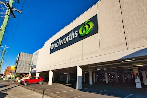 Woolworths Lismore Central image