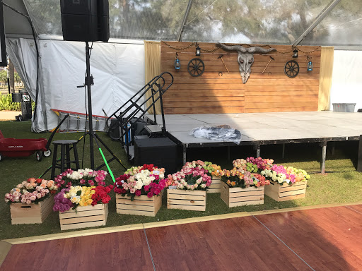 Florist «Roses Just Because/Hub Florist Of Lutz», reviews and photos, 18721 N Dale Mabry Hwy, Lutz, FL 33548, USA