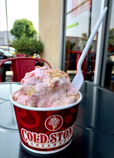 Ice Cream Shop «Cold Stone Creamery», reviews and photos, 17270 Saticoy St, Van Nuys, CA 91406, USA