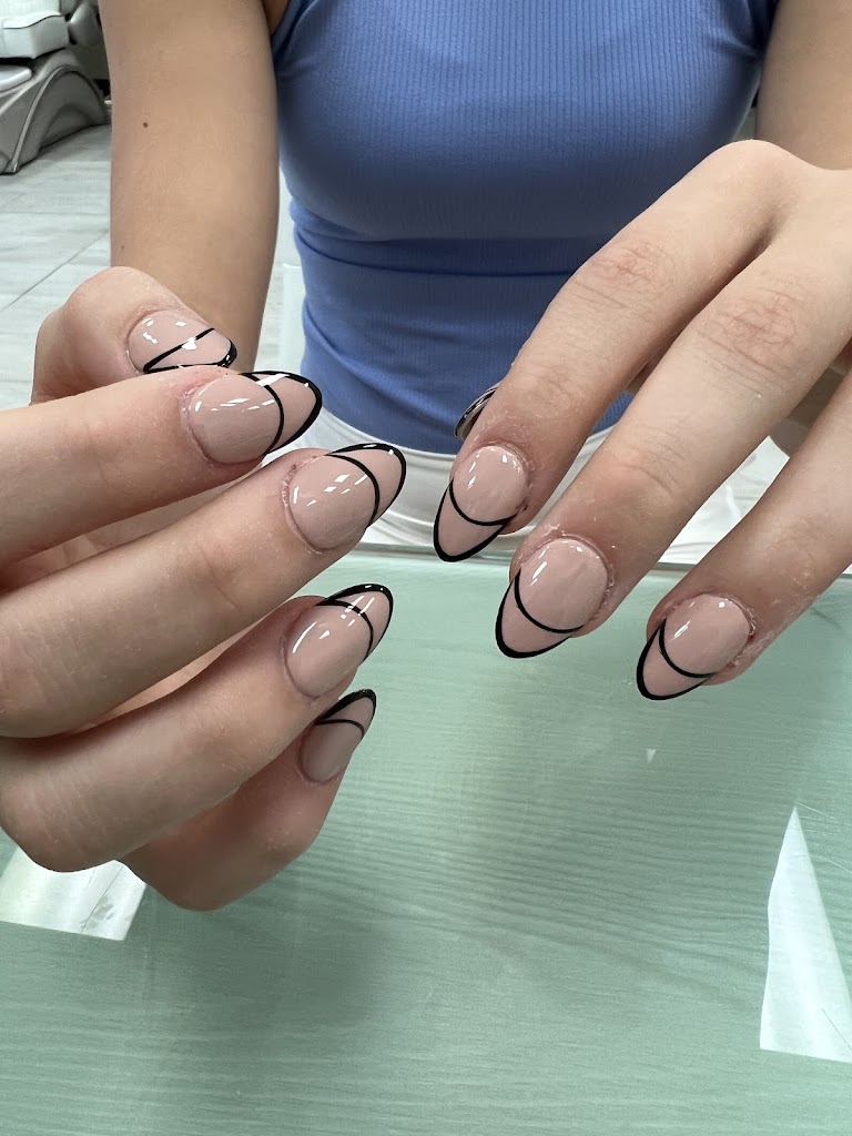 T.T Nails & Spa Norfolk, NE 68701 Services and Reviews