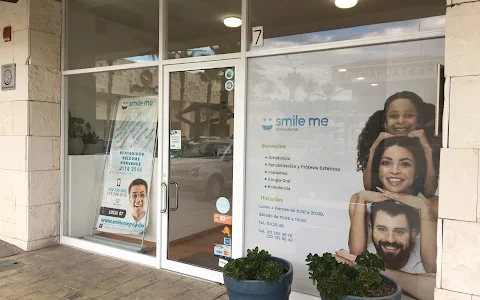 Smile me Clinica Dental image