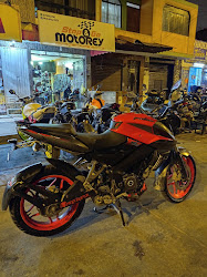 Moto Rey
