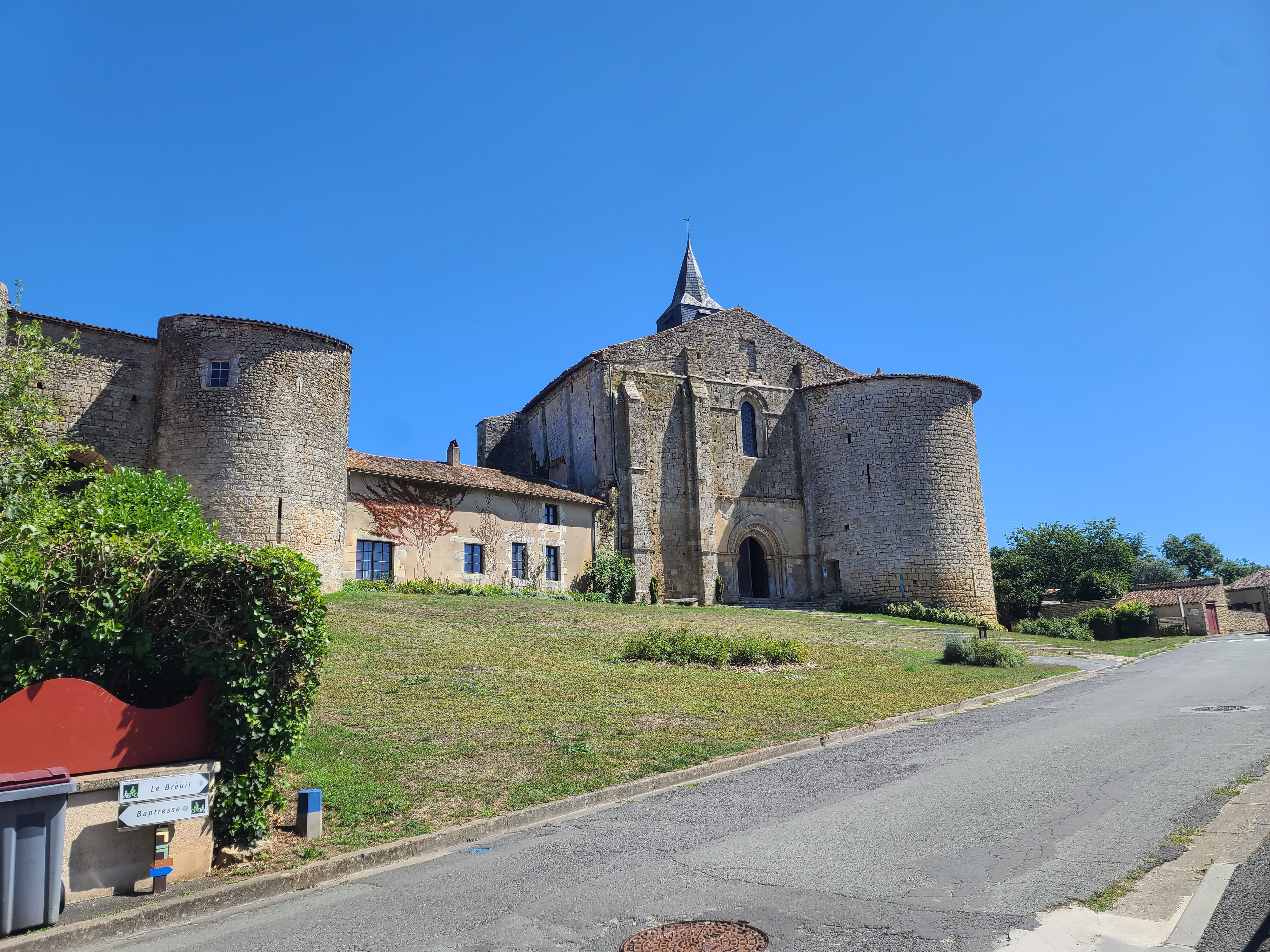 Photo n° 43 de l'avis de Astral. fait le 09/08/2023 à 13:55