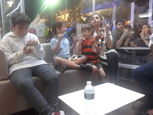 Ice Cream Shop «Gelateria 4D», reviews and photos, 670 Lincoln Rd Mall, Miami Beach, FL 33139, USA