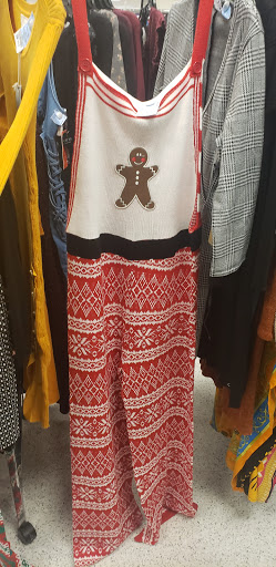 Clothing Store «Ross Dress for Less», reviews and photos, 1023 Edwards Ferry Rd NE, Leesburg, VA 20176, USA