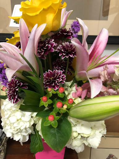 Florist «Cleveland the Florist», reviews and photos, 4404 Old Shell Rd, Mobile, AL 36608, USA