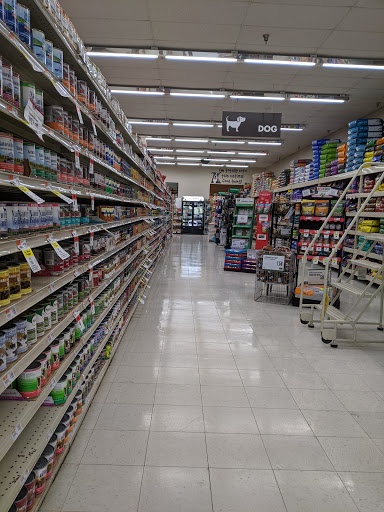 Pet Supply Store «Pet Supplies Plus», reviews and photos, 4505 S 76th St, Greenfield, WI 53220, USA