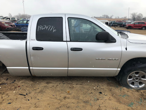 Auto Parts Store «Mike Gill Auto & Truck Parts», reviews and photos, 1806 W Winona Ave, Warsaw, IN 46580, USA