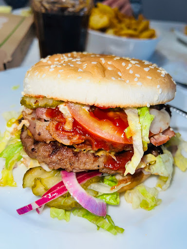 Helios Pizza & Steakhouse in Greve Strand, Høje-Taastrup