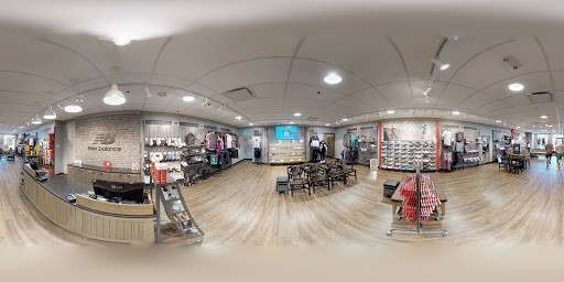 Shoe Store «New Balance - Milwaukee», reviews and photos, 17155 W Bluemound Rd a, Brookfield, WI 53005, USA