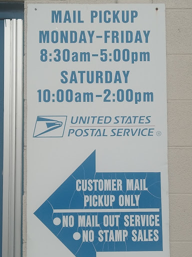 Post Office «US Post Office- Waterford Carrier Annex», reviews and photos, 5340 Highland Rd, Waterford Twp, MI 48327, USA