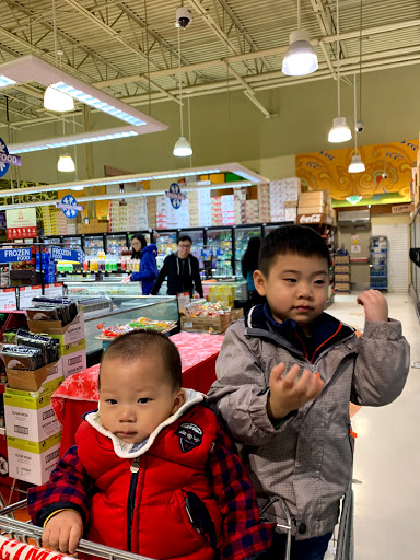 Shopping Mall «Diamond Jamboree», reviews and photos, 2700-2750 Alton Pkwy, Irvine, CA 92606, USA