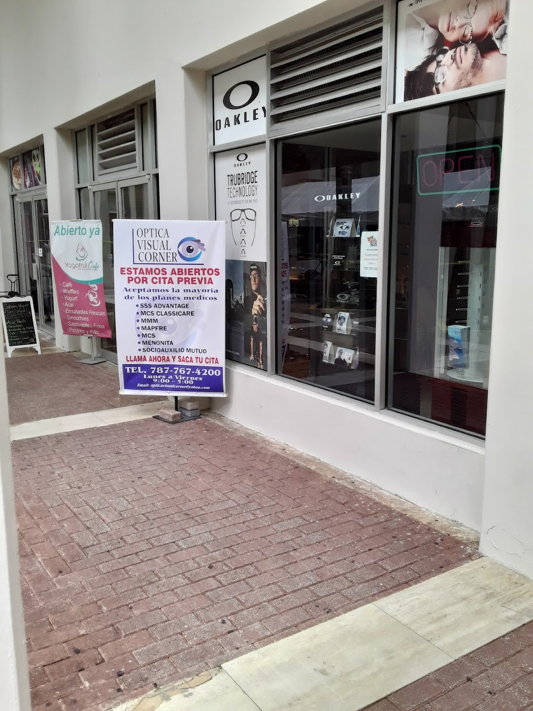 Optical visual corner