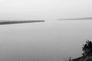 Makhdumpur lake image
