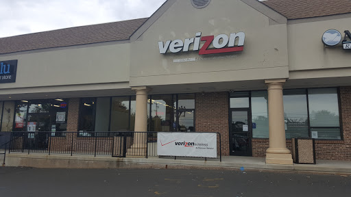 Verizon Authorized Retailer - Wireless Zone, 1034 2nd St Pike, Richboro, PA 18954, USA, 