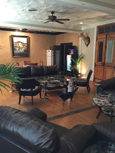 Cigar Shop «Spring Street Cigars», reviews and photos, 208 N Spring St, Tupelo, MS 38804, USA