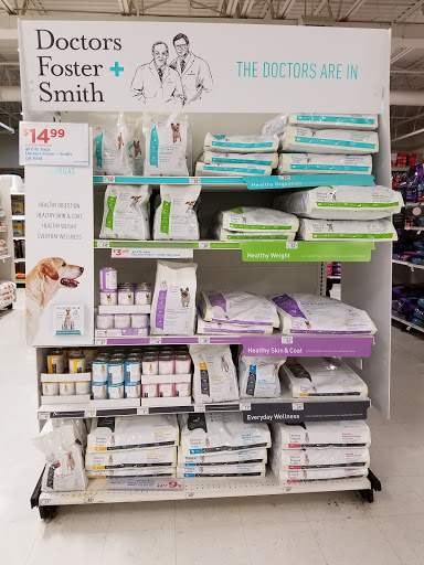 Pet Supply Store «Petco Animal Supplies», reviews and photos, 7590 150th St W, Apple Valley, MN 55124, USA